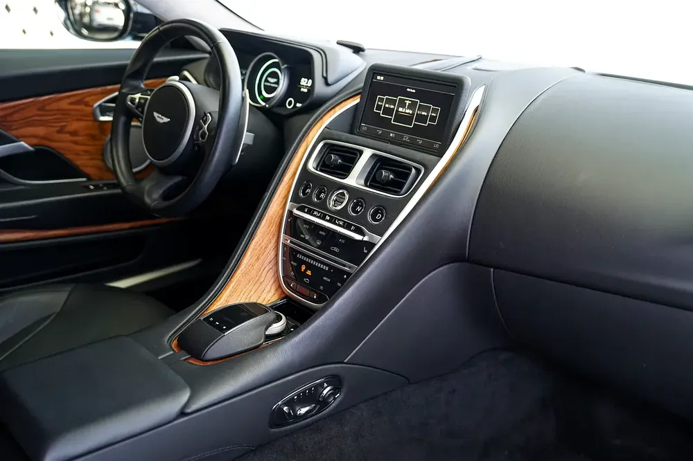 DB 11 V12 | WOOD TRIM INTERIOR | WARRANTY AVAILABLE - Image 14