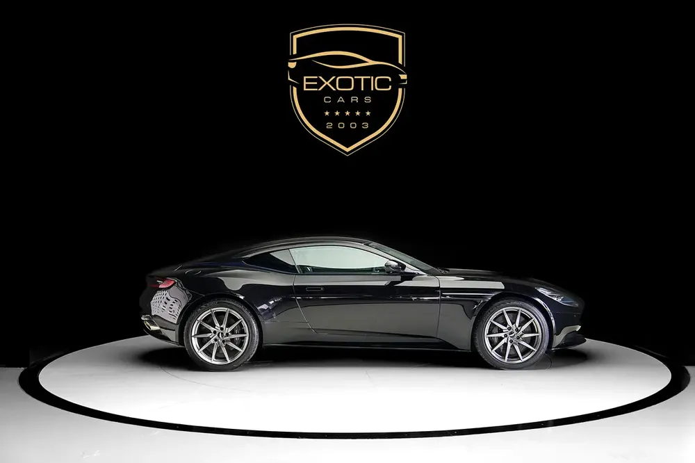 DB 11 V12 | WOOD TRIM INTERIOR | WARRANTY AVAILABLE - Image 4