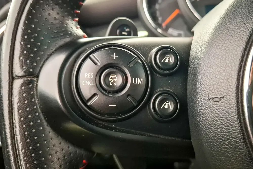 AED 753/month | 2020 MINI Cooper Cooper S JCW | GCC Specs | Ref#449401 - Image 17