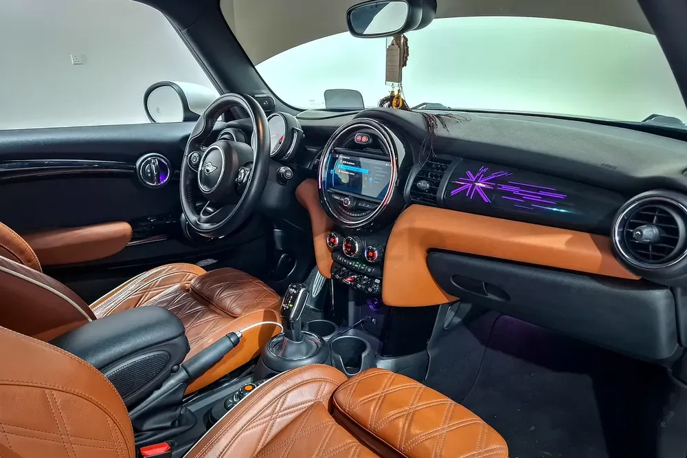 AED 753/month | 2020 MINI Cooper Cooper S JCW | GCC Specs | Ref#449401 - Image 9