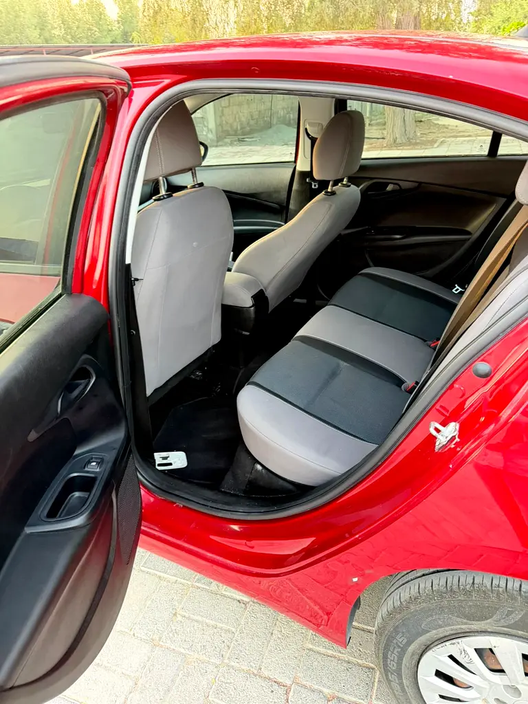 2017 Dodge Neon SXT - GCC Specs - Image 7
