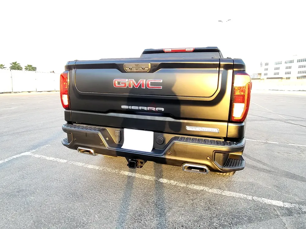 Brand New GMC Sierra 1500 2024 - GCC Specs - Full Warranty - Image 15