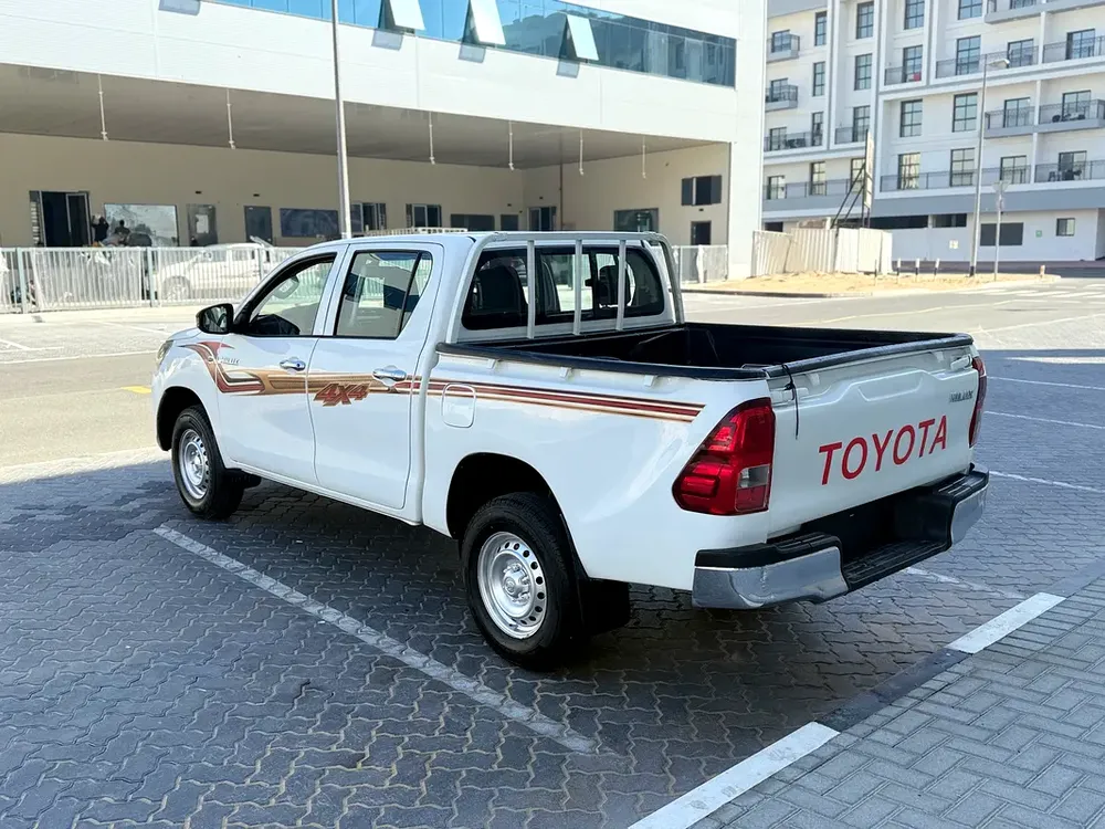 Toyota Hilux Double Cab GL 2016 - GCC Specs - - Image 10