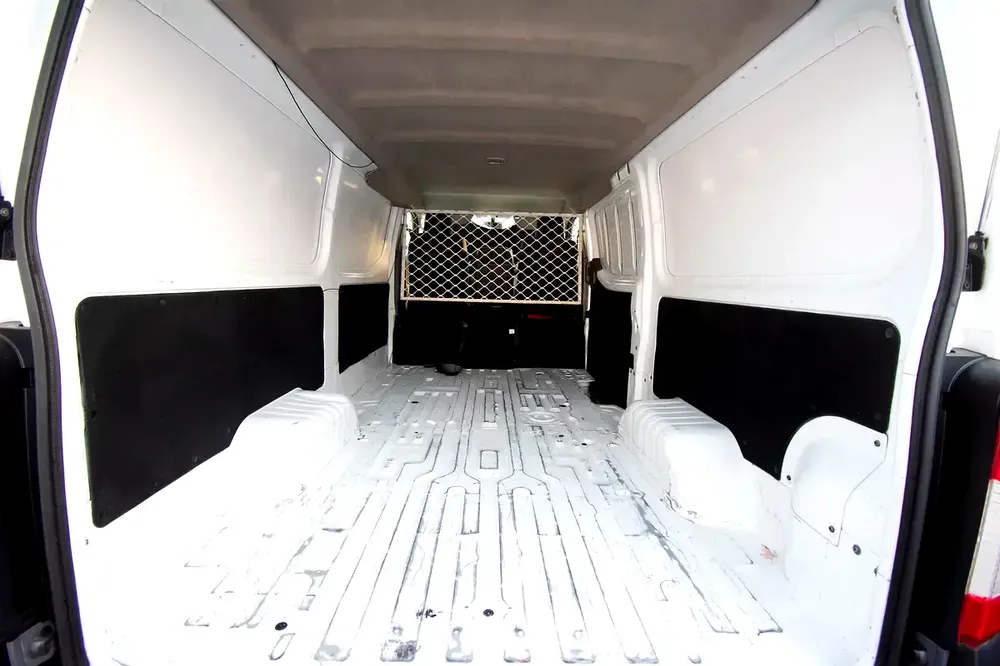 2021 Nissan Urvan | Standard Roof Delivery Van | GCC Specs | Ref#N33021 - Image 7