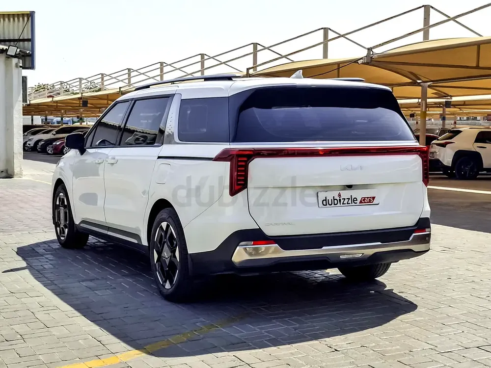 AED 1976/month | 2026 Kia Carnival  | GCC Specs | Ref#470829 - Image 8