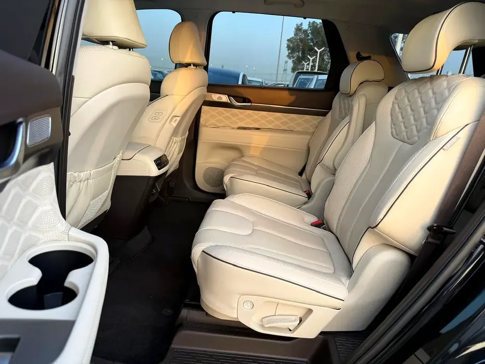 Hyundai Palisade Black Edition 2022 - Korean Specs - Excellent Condition- V6 3.5L - Image 9
