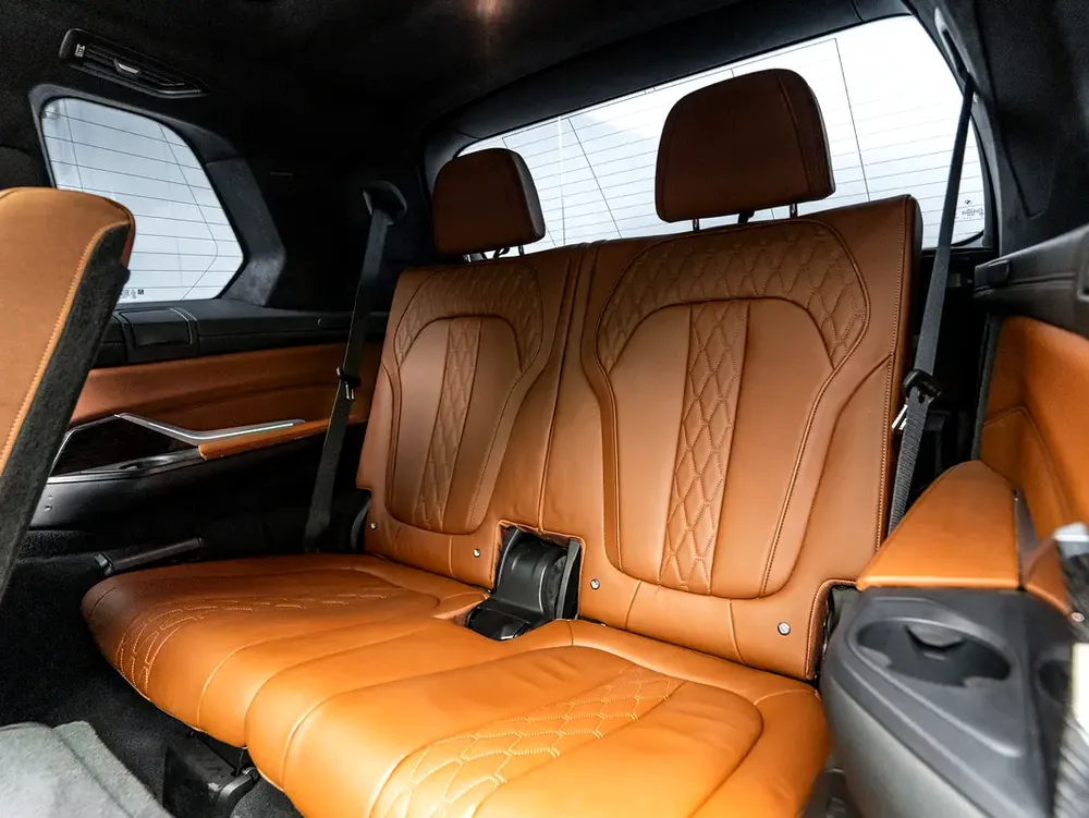 2022 BMW X7 xDrive M50i, September 2026 BMW Warranty + Service Contract, GCC - Image 19