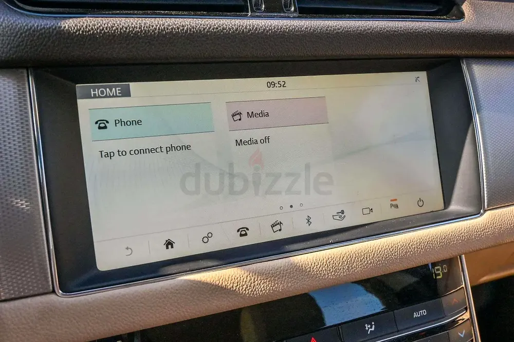 AED 1216/month | 2020 Jaguar XF  | GCC Specs | Ref#420332 - Image 15