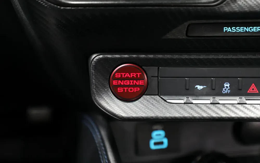 Mustang | Dark Horse | V8 5.0L | Low KMs | Under Warranty Till 2027 Ref#R5501729 - Image 13