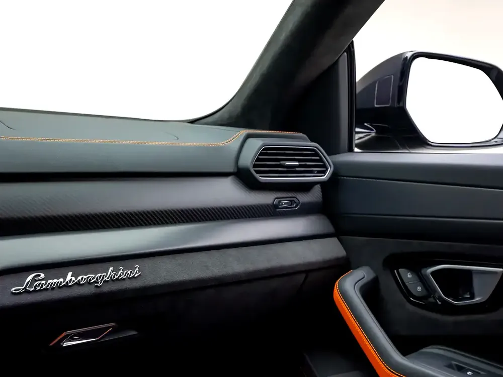 2022 | Lamborghini | Urus Graphite Capsule | European Spec | Pristine Condition - Image 15