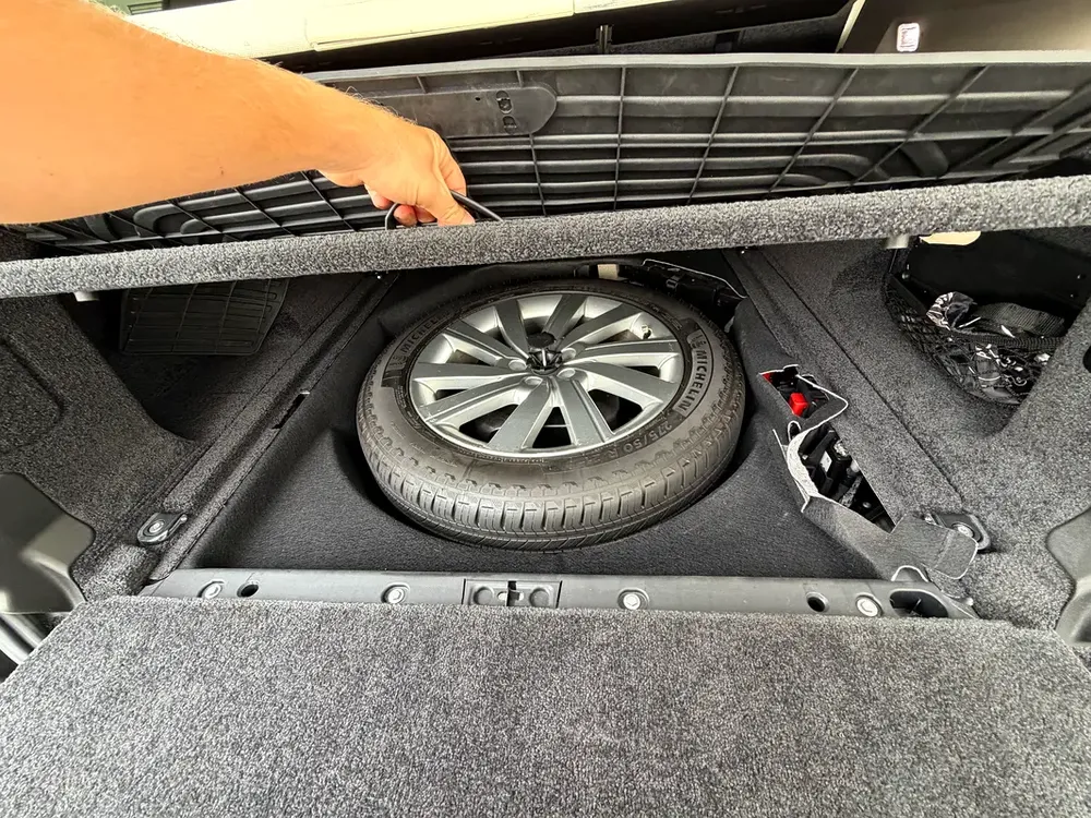 Land Rover Range Rover SE 2023 - American Specs - Image 13