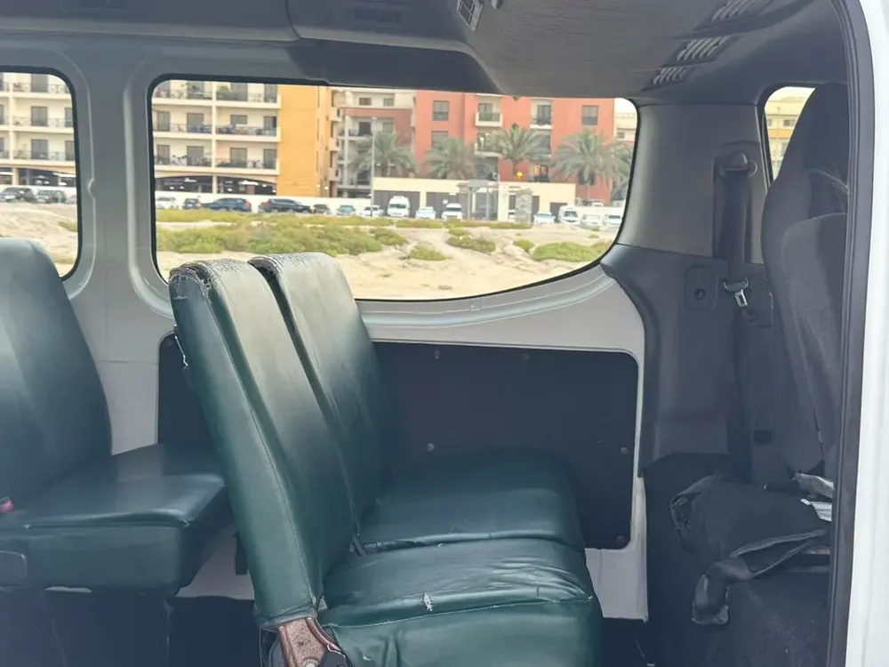 Nissan Urvan NV350 2016 GCC Specs - Well Maintained - Image 7