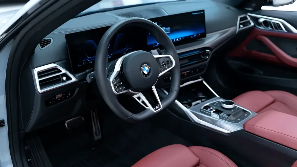 BMW 4-Series 430i Convertible 2025 - Japanese Specs - GCC Stock - Image 14
