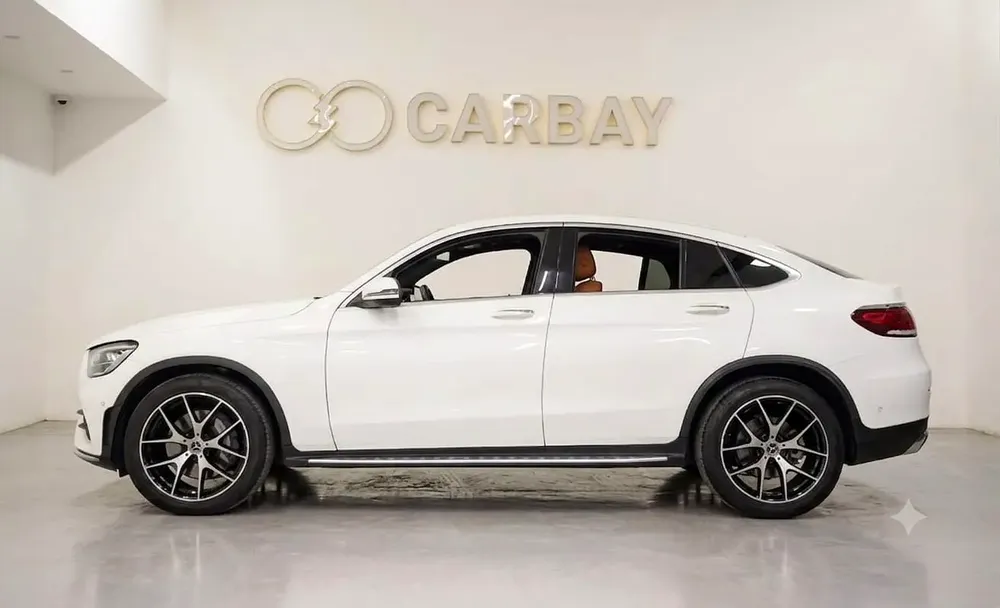 AED 2961 PM | MERCEDES GLC200 4Matic 2023 | AGENCY WARRANTY & SERVICE PACKAGE OCT 2028 | GCC - Image 4