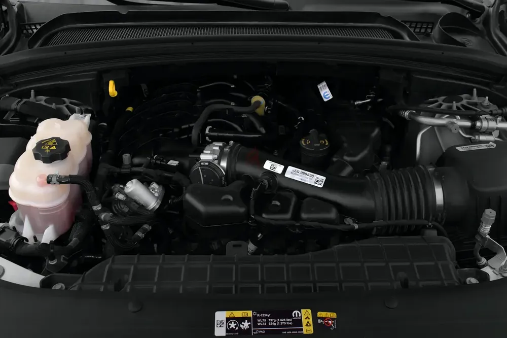 Jeep Grand Cherokee Altitude 2024 | Warranty till 2027 | Full Agency | 1 Owner | Like New - Image 14