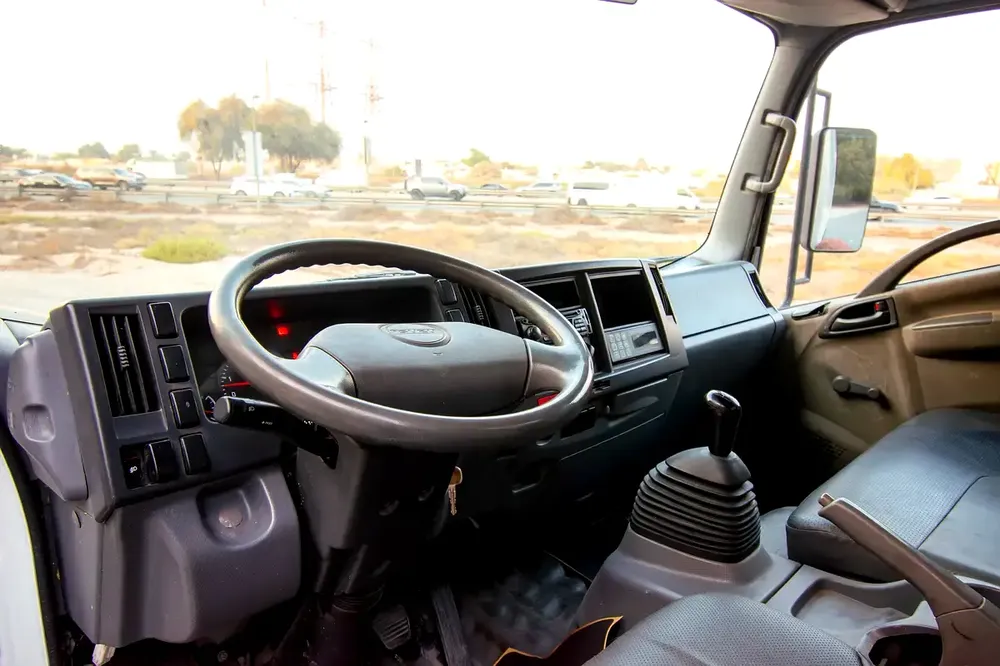 2016 Isuzu NPR Freezer | Diesel GCC Specs | Ref#I31867 - Image 11