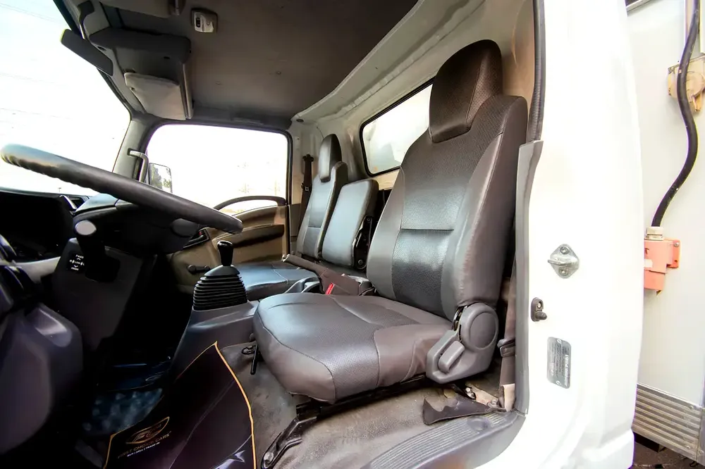 2016 Isuzu NPR Freezer | Diesel GCC Specs | Ref#I31867 - Image 9
