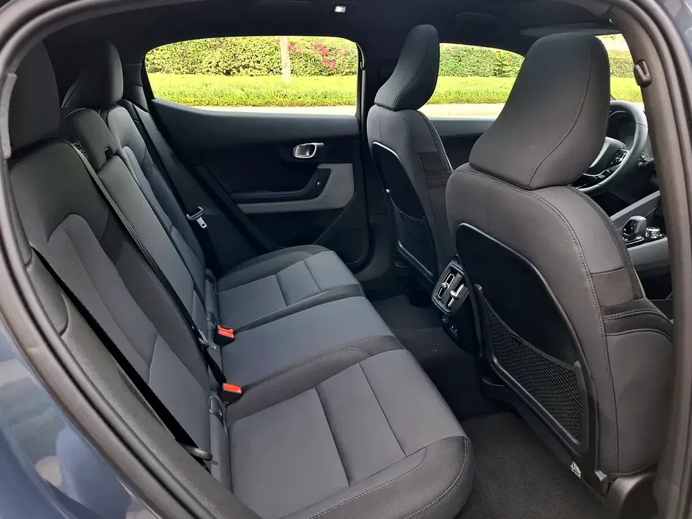 2023 Polestar 2 Long Range Single Motor - GCC Specs - Image 14