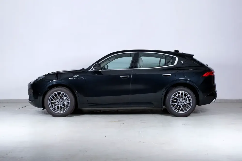 Approved Maserati Grecale GT - Image 4