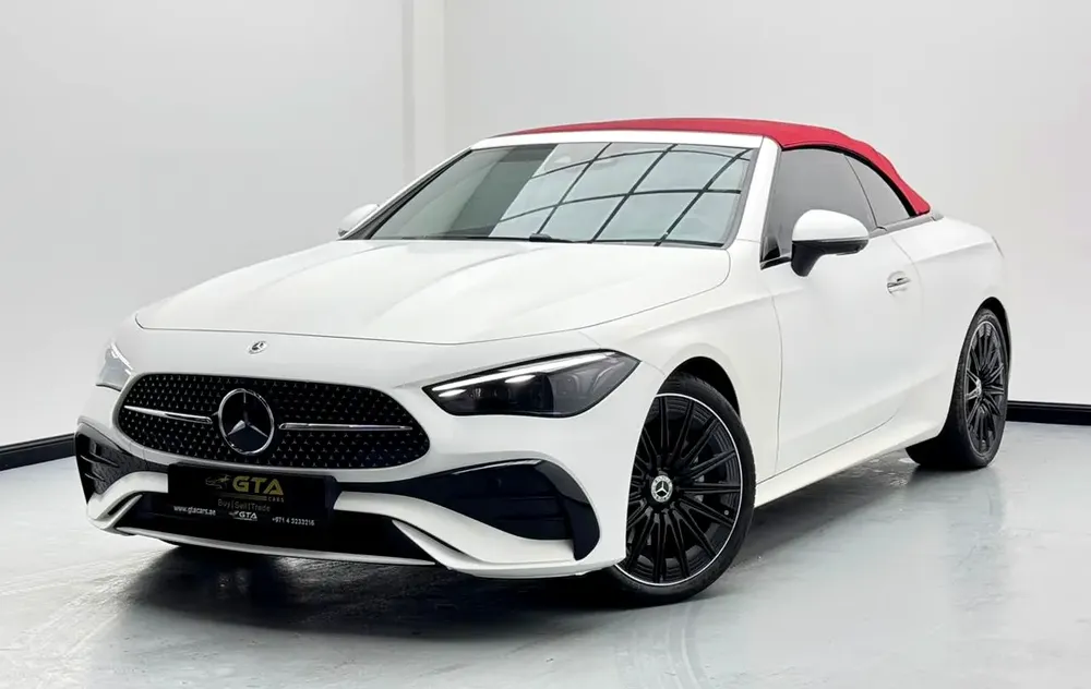 2025 Mercedes-Benz CLE 300 4Matic, Mercedes Warranty, Excellent Condition, GCC - Image 4
