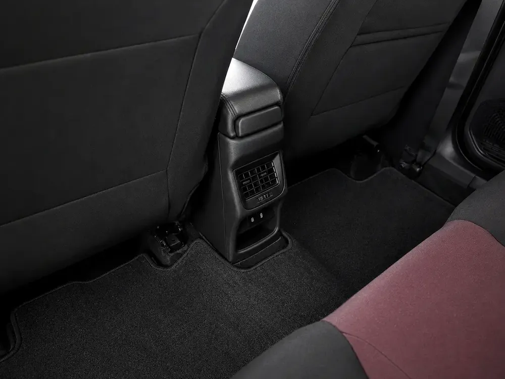 Suzuki Fronx 2024 Hybrid – Full Option | GCC Specs | Like New - Image 12
