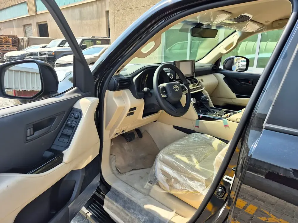 2026 Toyota Land Cruiser LC300 GXR (without Sunroof) 7-Seater 3.5L V6 Twin Turbo Petrol A/T 4WD - Image 5