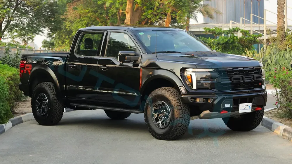 ( For Export ) 2026/2026 Ford F-150 Raptor R 5.2L Supercharged V8 GCC BRAND NEW - Image 4