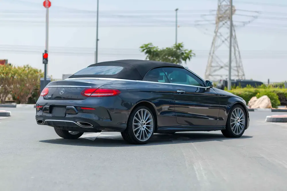Mercedes-Benz C 300 Cabriolet 2019 - American Specs - Image 4