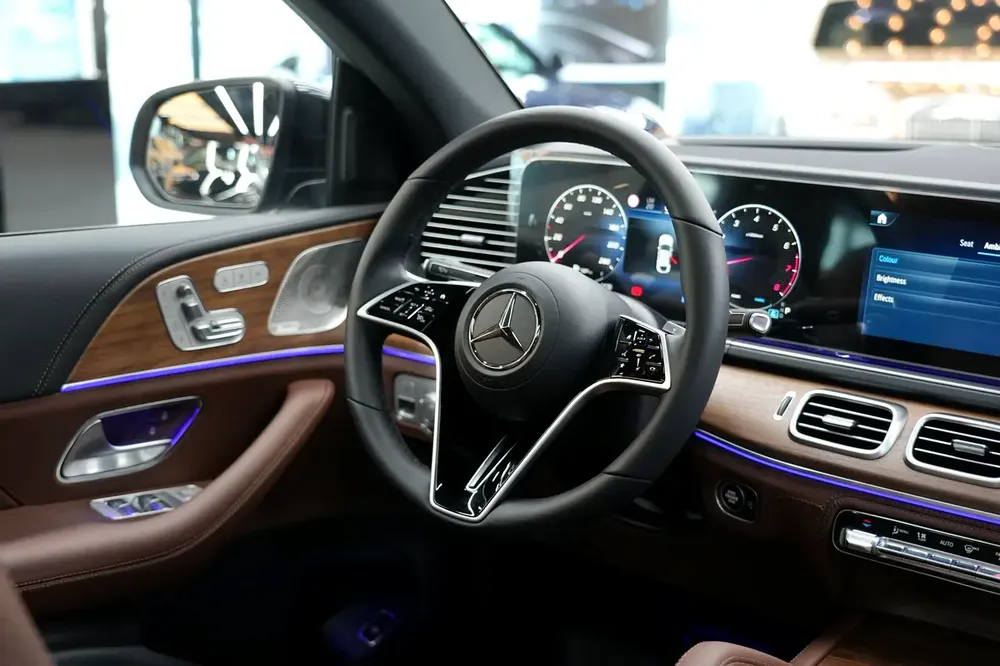 Mercedes-Benz GLE Coupe GLE 450 4MATIC 2025 GCC Specs - Brand New! - Image 9