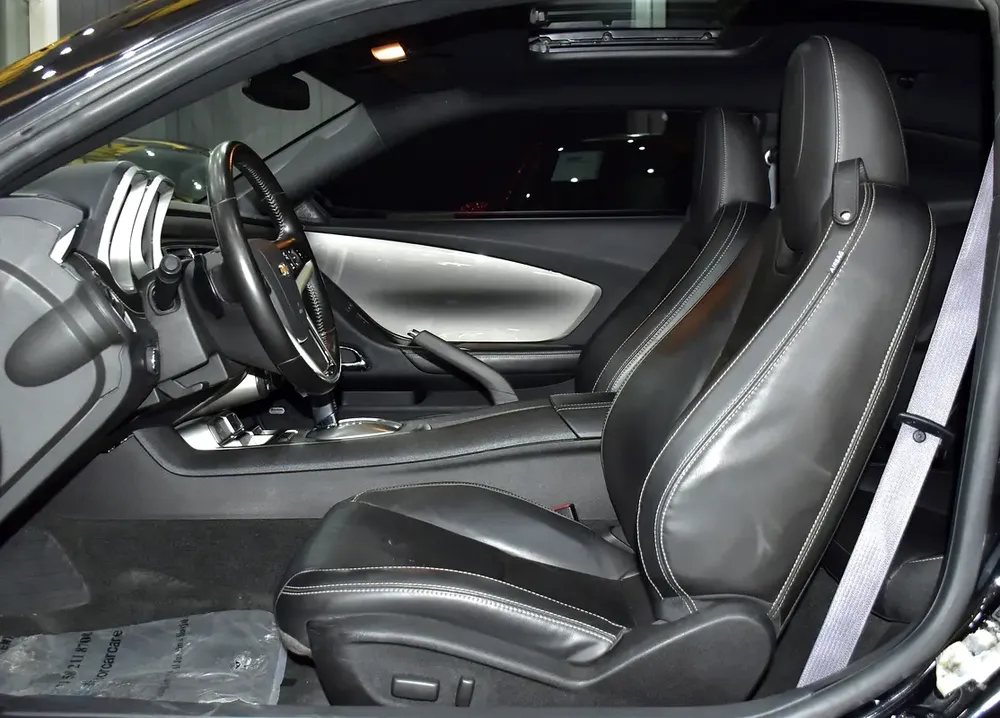 EXCELLENT DEAL for our Chevrolet Camaro RS ( 2014 Model ) in Black Color GCC Specs - Image 10