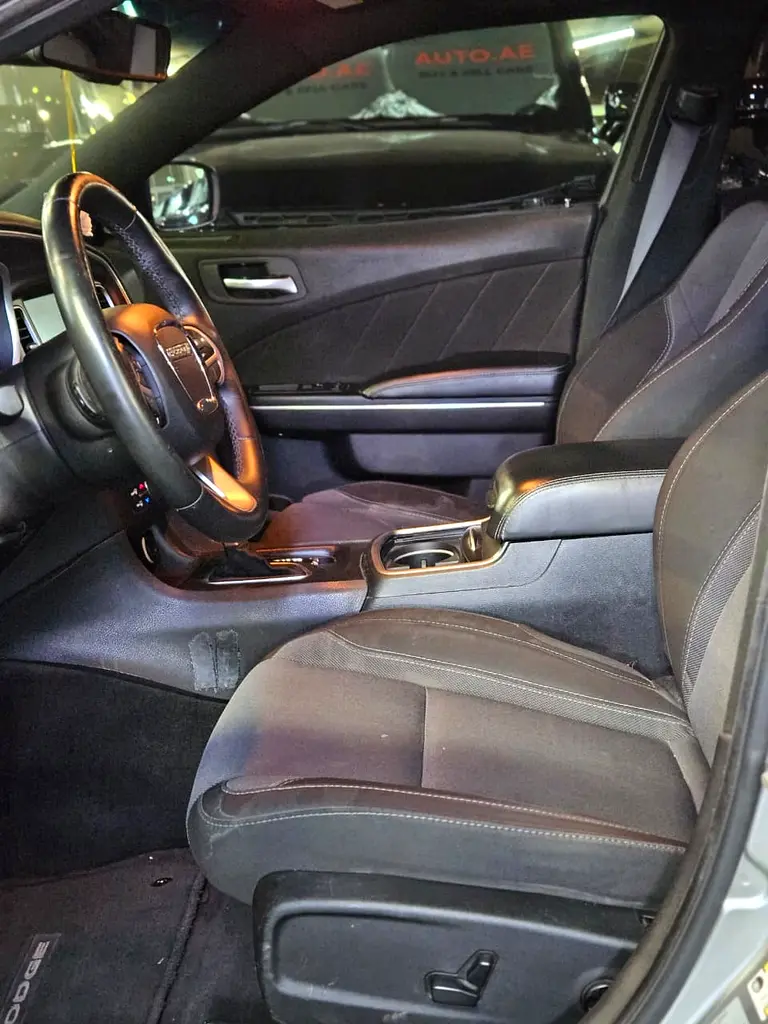 2017 Dodge Charger SXT | V6 | Excellent Condition | AED 28,000 - Image 8