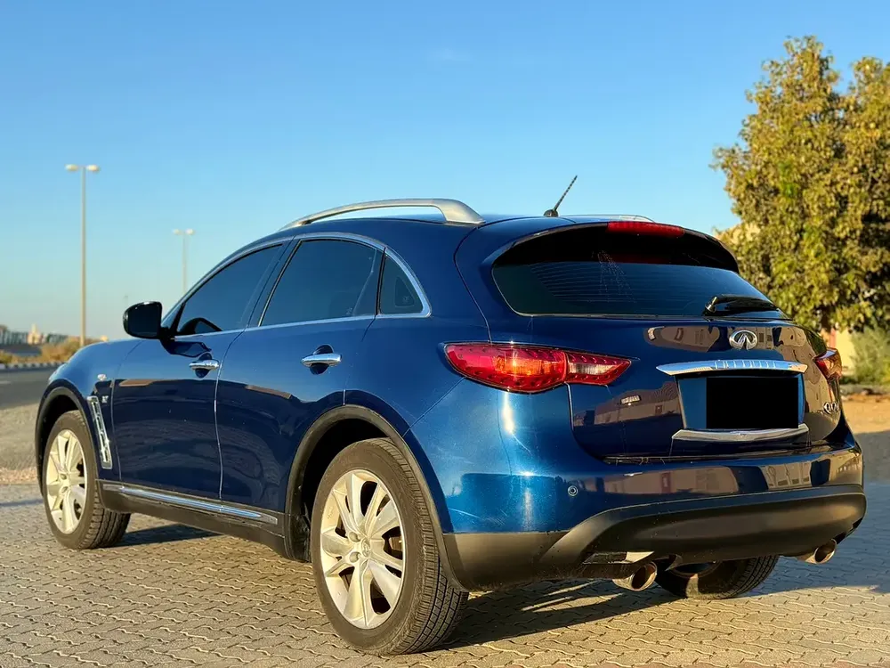 Infiniti QX70 Excellence 2015 GCC Specs - Image 5