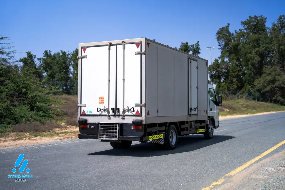 2021 Mitsubishi Canter Long Chassis | Freezer Box (Thermo King T560) | GCC Specs - Image 12