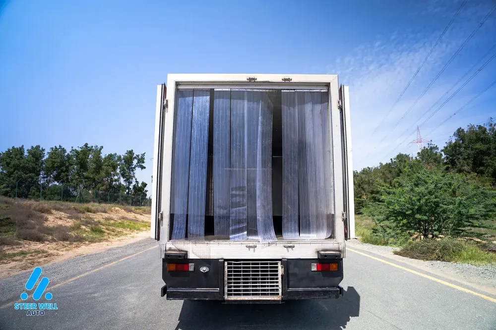 2021 Mitsubishi Canter Long Chassis | Freezer Box (Thermo King T560) | GCC Specs - Image 7