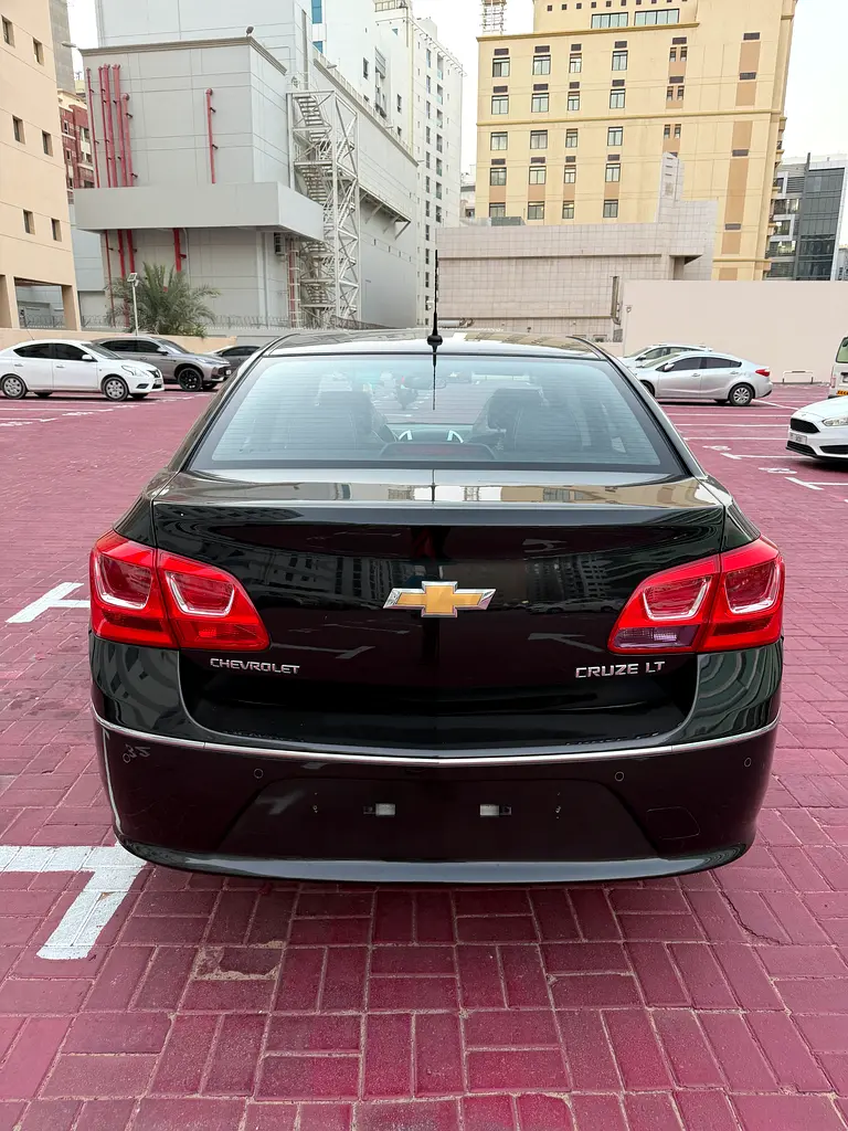 2016 Chevrolet Cruze LT GCC Specs - Excellent Condition - Image 5