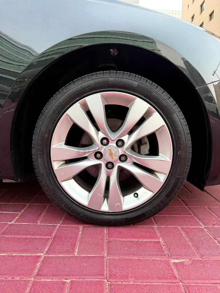 2016 Chevrolet Cruze LT GCC Specs - Excellent Condition - Image 9