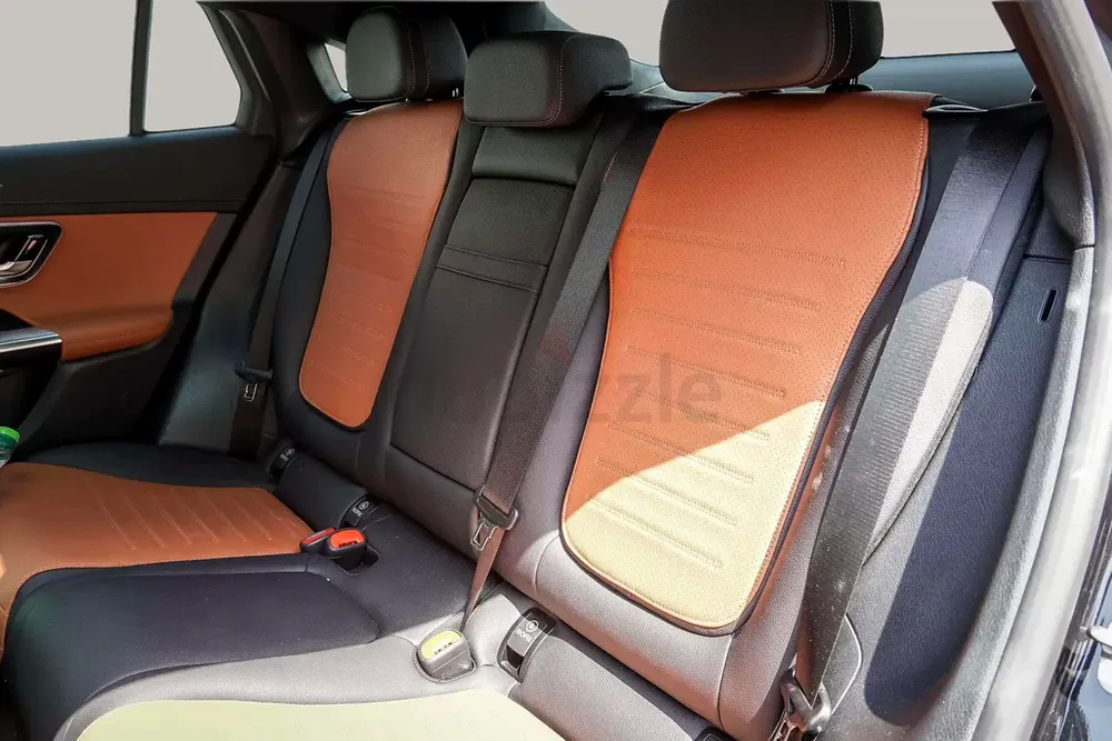 AED 4027/month | 2024 Mercedes-Benz GLC Coupe GLC 200 | GCC Specs | Ref#438653 - Image 11