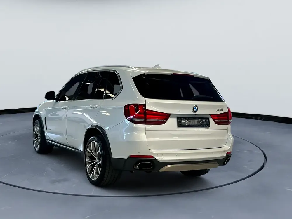 BMWX5 2015 GCC - Image 5