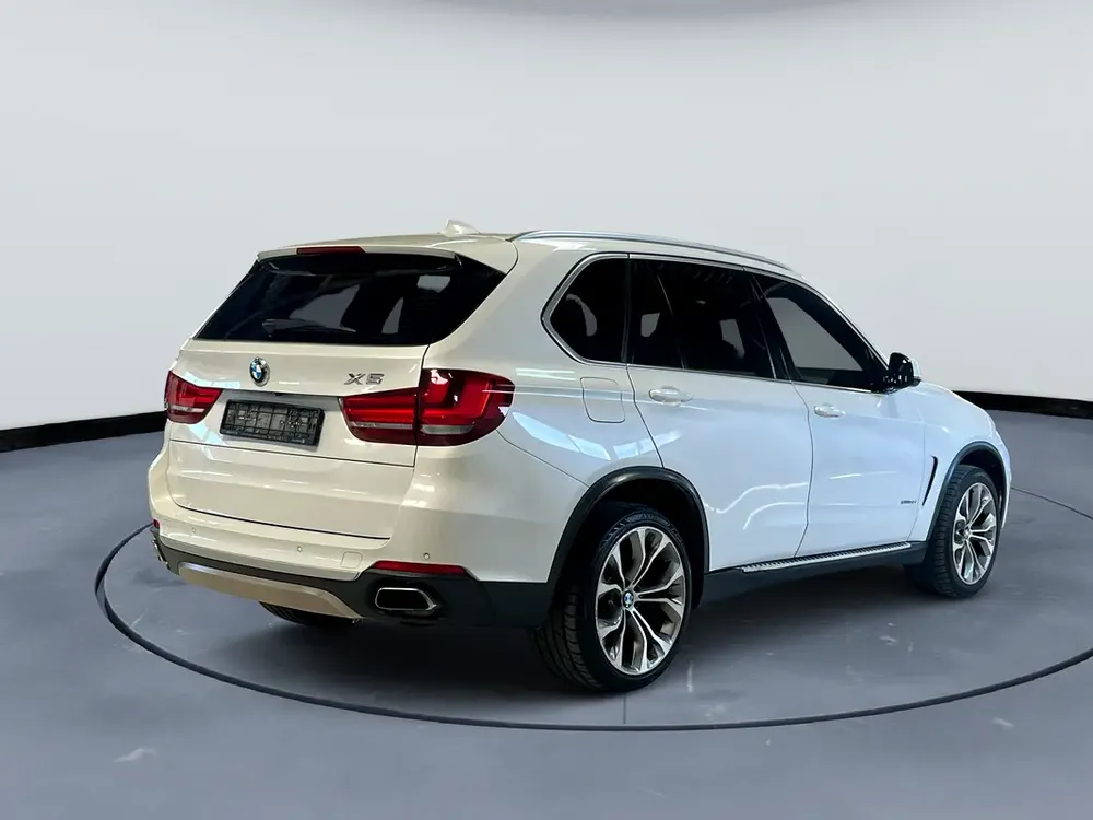 BMWX5 2015 GCC - Image 6
