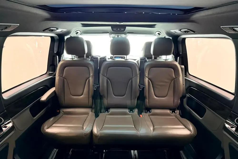 2023 Mercedes Benz V250 Premium, Warranty, 8 Seater, Fully Loaded, Excellent Condition, GCC - Image 16