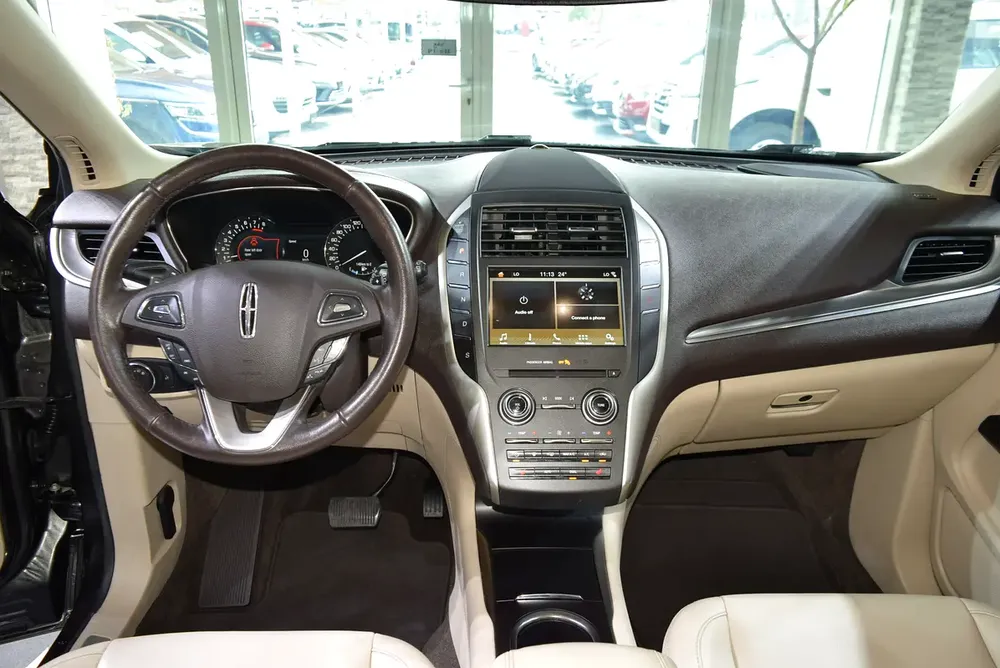 Zero DownPayment | MKC | Turbo 2.0L | GCC Specs | Single Owner | Excellent Condition | Accident Free - Image 9