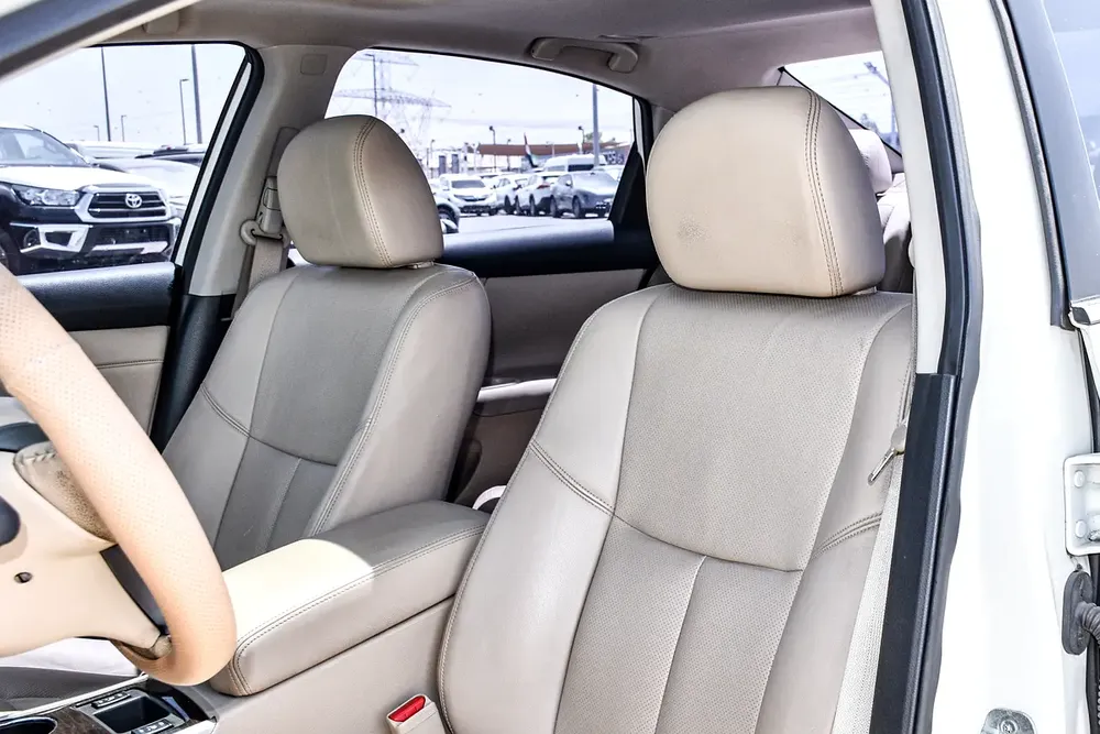 Well Maintained Nissan Altima 2015 SL - Korean Specs - Image 12