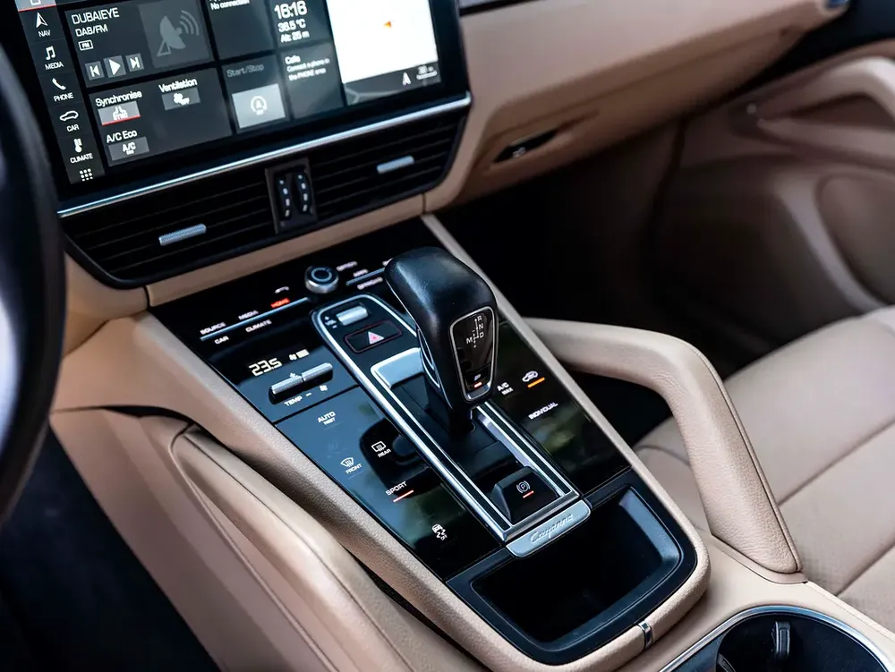 0% DOWN PAYMENT | THE MAY ADVANTAGE | LUXURY PERFORMANCE | CAYENNE | GCC | WARRANTY - Image 10