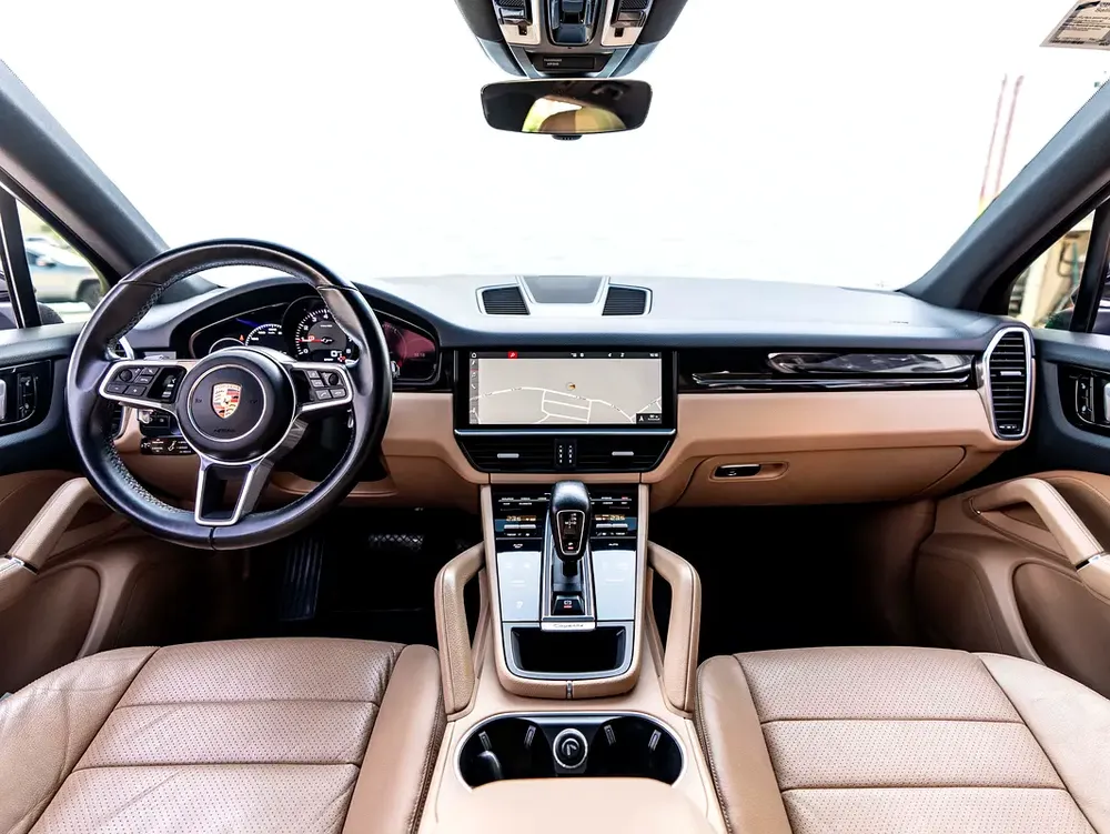 0% DOWN PAYMENT | THE MAY ADVANTAGE | LUXURY PERFORMANCE | CAYENNE | GCC | WARRANTY - Image 18