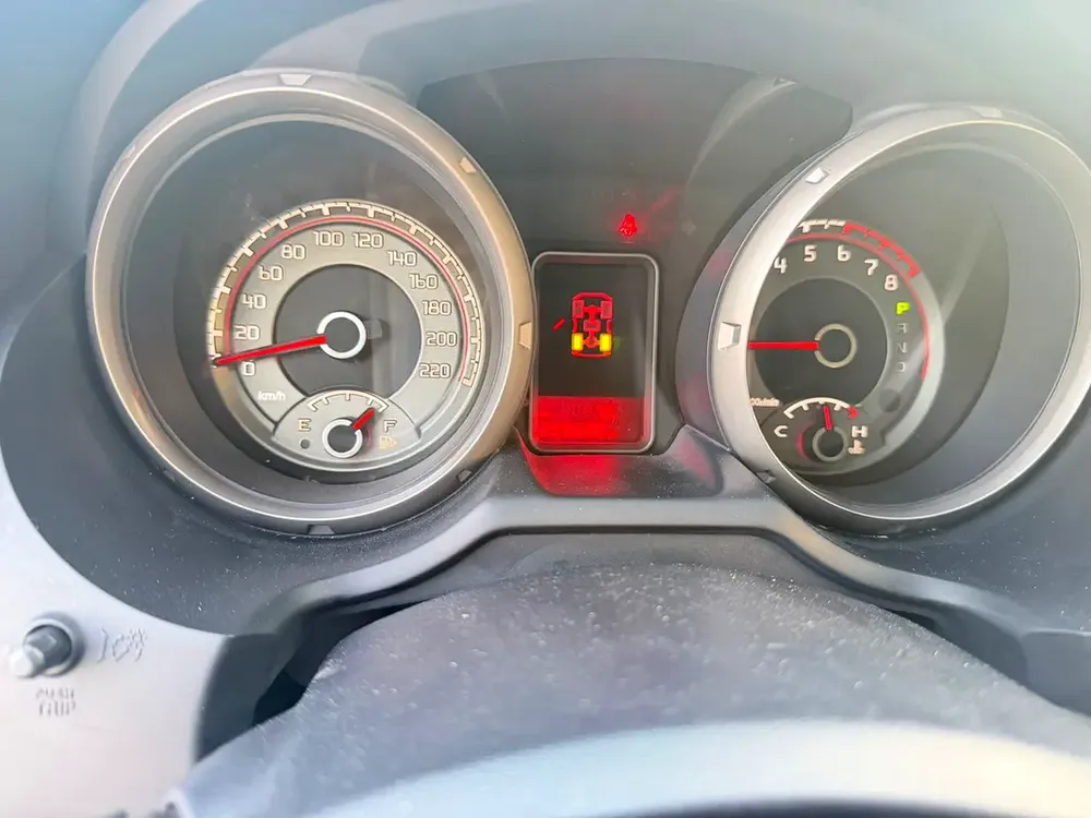 Mitsubishi Pajero GLS MID 2019 - GCC Specs - Excellent Condition - Image 19