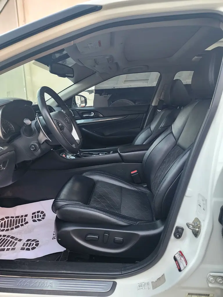 Stunning Nissan Maxima SR 2018 | GCC Specs | Low Mileage | Top Luxury Trim - Image 6