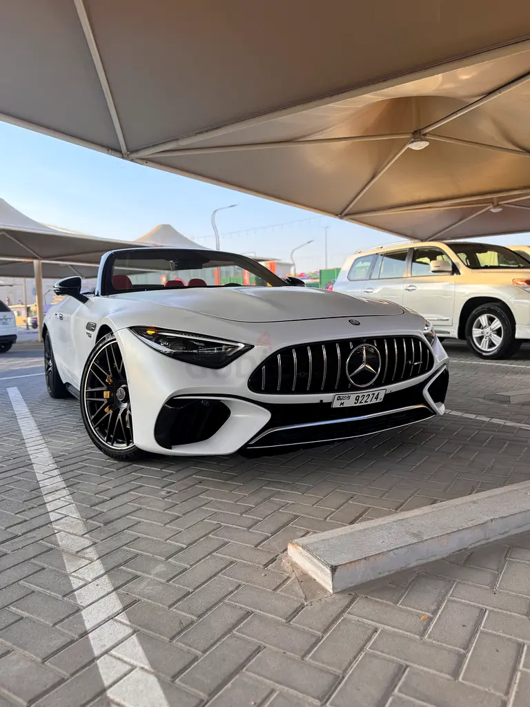 Mercedes-Benz SL 63 AMG 2022 - American Specs - Image 6
