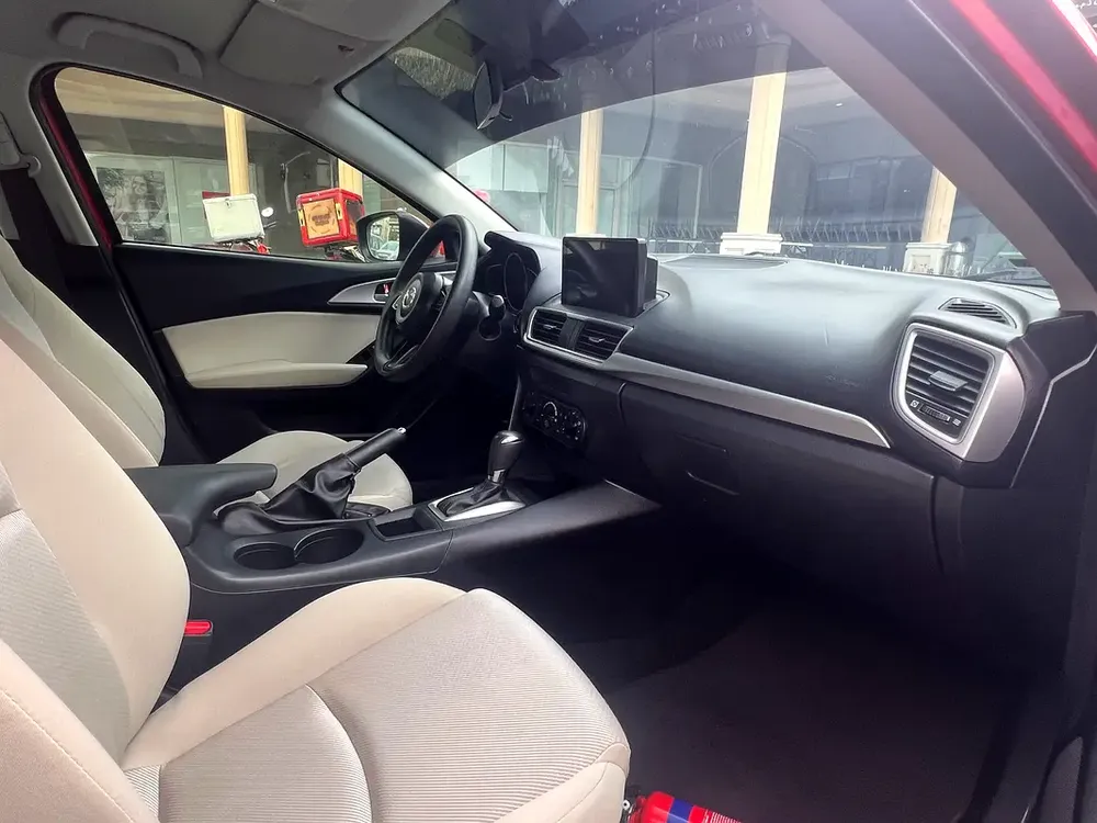 Mazda 3 S Grade 2018 GCC Specs - Image 12