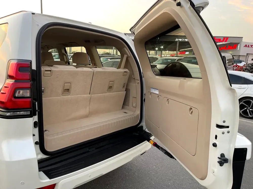 TOYOTA PRADO 2020 GXR 4.0 V6 GCC SPECS - Image 7
