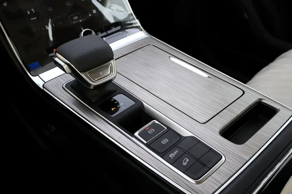 2025 MG RX5 1.5L PETROL A/T STD GCC SPEC - Image 12